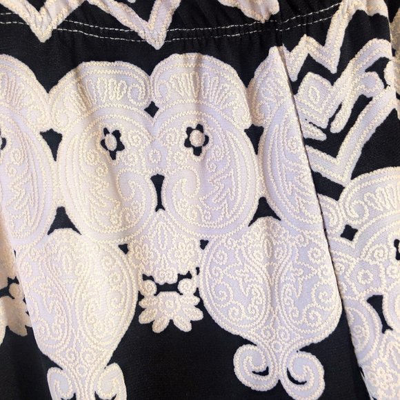 The Vintage Shop Black/White Pattern Thin Legging - Picture 2 of 3